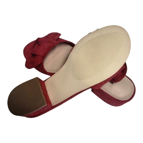 JustFab Sandals - Picture 6 of 9